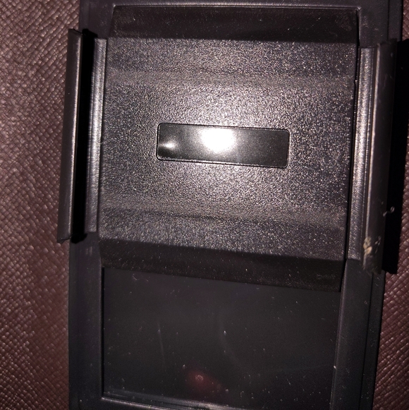 Gucci Beige and Green Monogram Phone Case - Picture 4 of 5